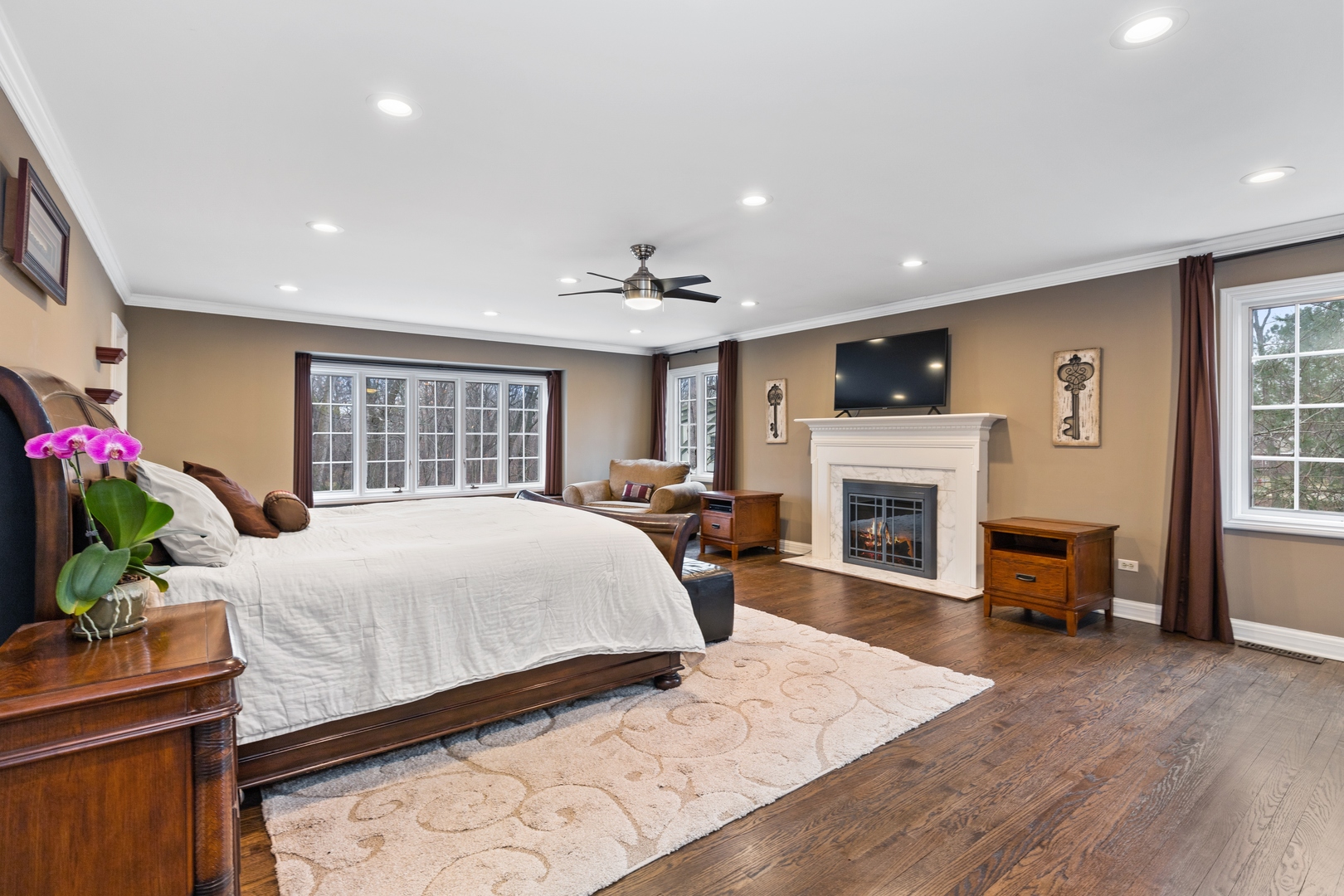 653 Rockefeller Road Lake Forest, IL 60045 - Photo 15 of 36
