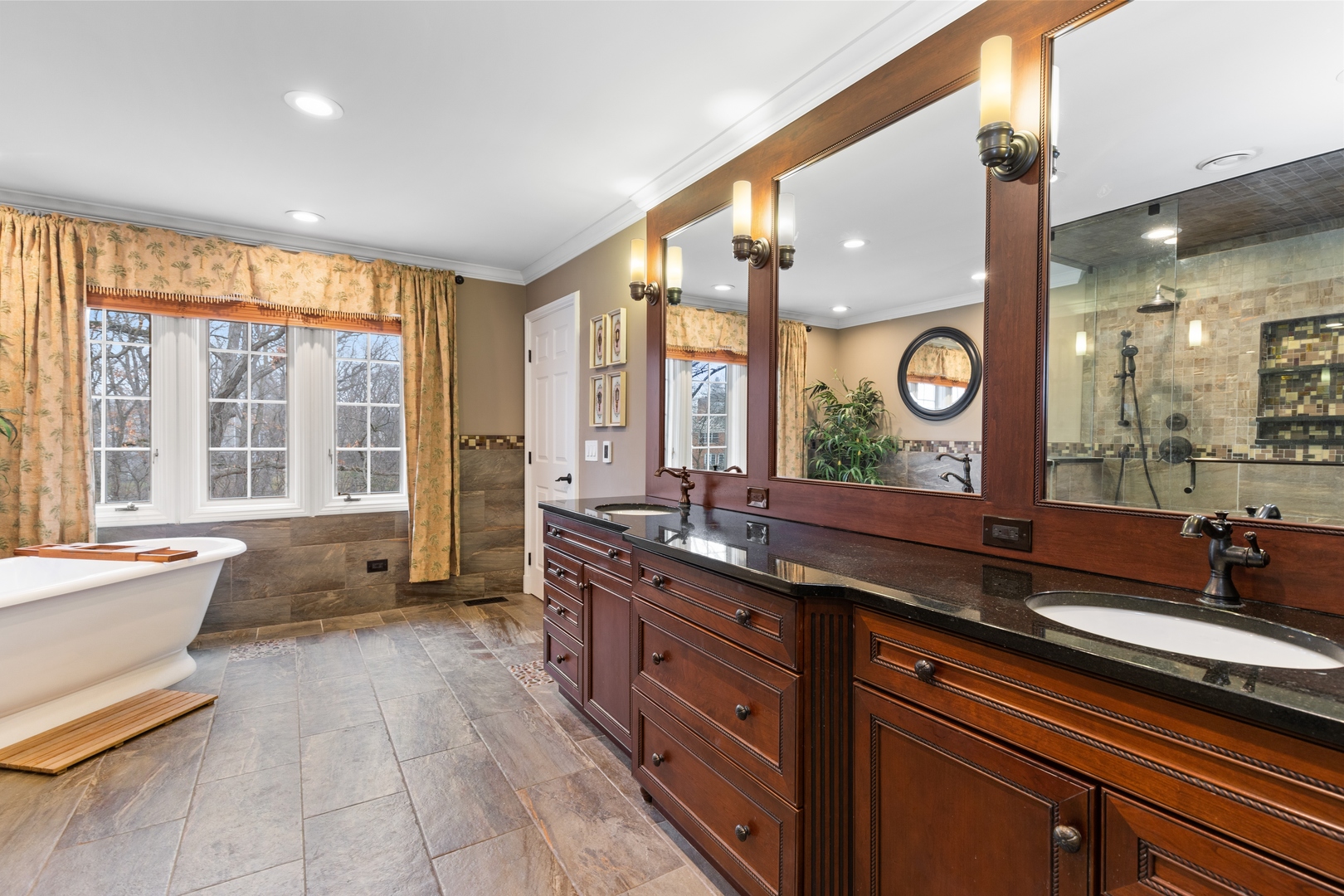 653 Rockefeller Road Lake Forest, IL 60045 - Photo 17 of 36