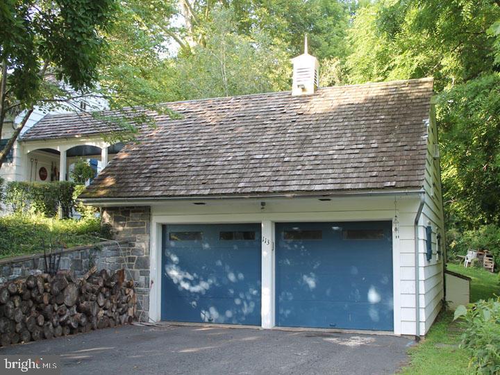113 Lampeter Road Lancaster, PA 17602 - Photo 5 of 20 Gallery Image 5