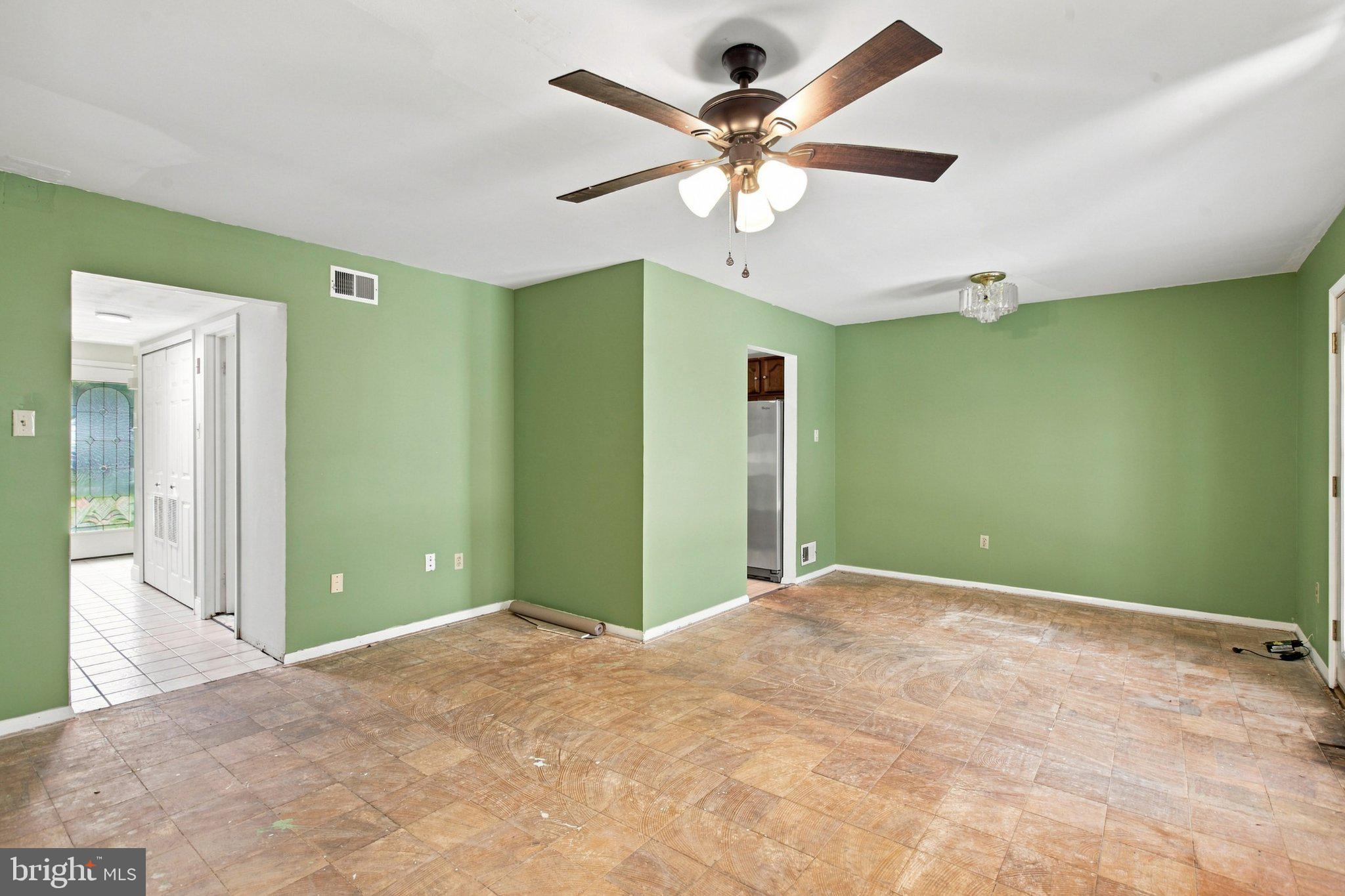 12003 Pheasant Drive Laurel, MD 20708 - Photo 13 of 27 Gallery Image 13