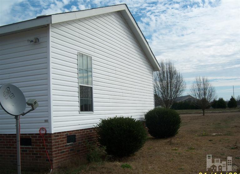 577 Kelly Road Mount Olive, NC 28365 - Photo 3 of 14 Additional Photo
