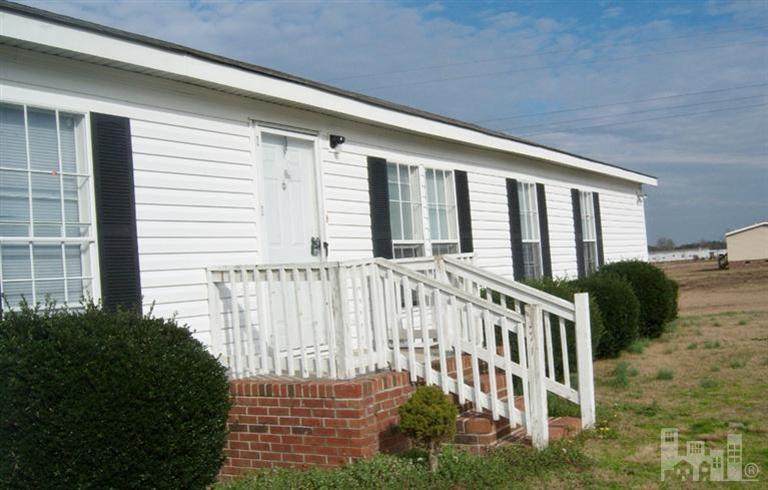577 Kelly Road Mount Olive, NC 28365 - Photo 4 of 14 Additional Photo