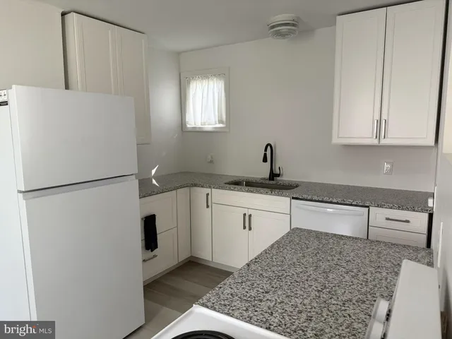 $1,975 | Masons Alley, Easton, MD 21601