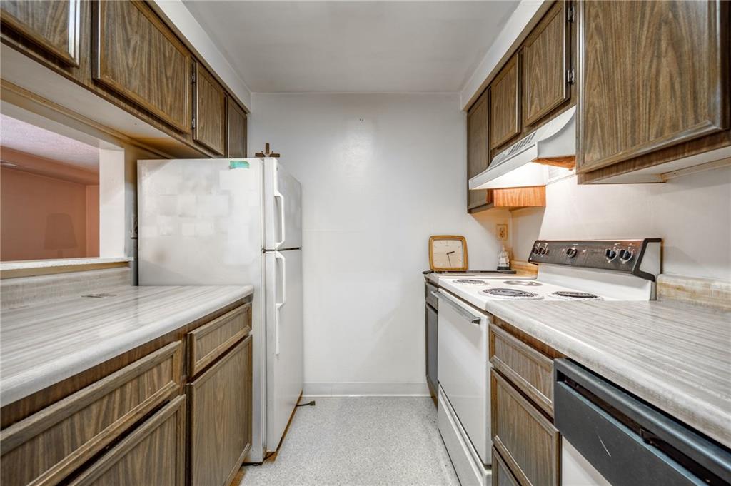 505 Hunters Path Road Bridgeville, PA 15017 - Photo 12 of 22 Gallery Image 12