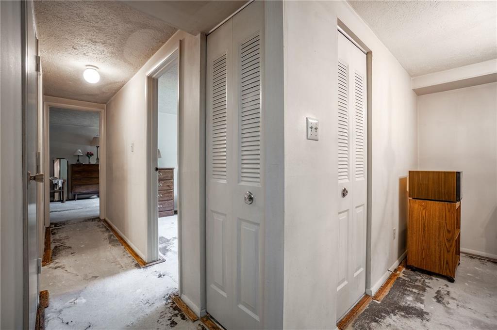 505 Hunters Path Road Bridgeville, PA 15017 - Photo 13 of 22 Gallery Image 13