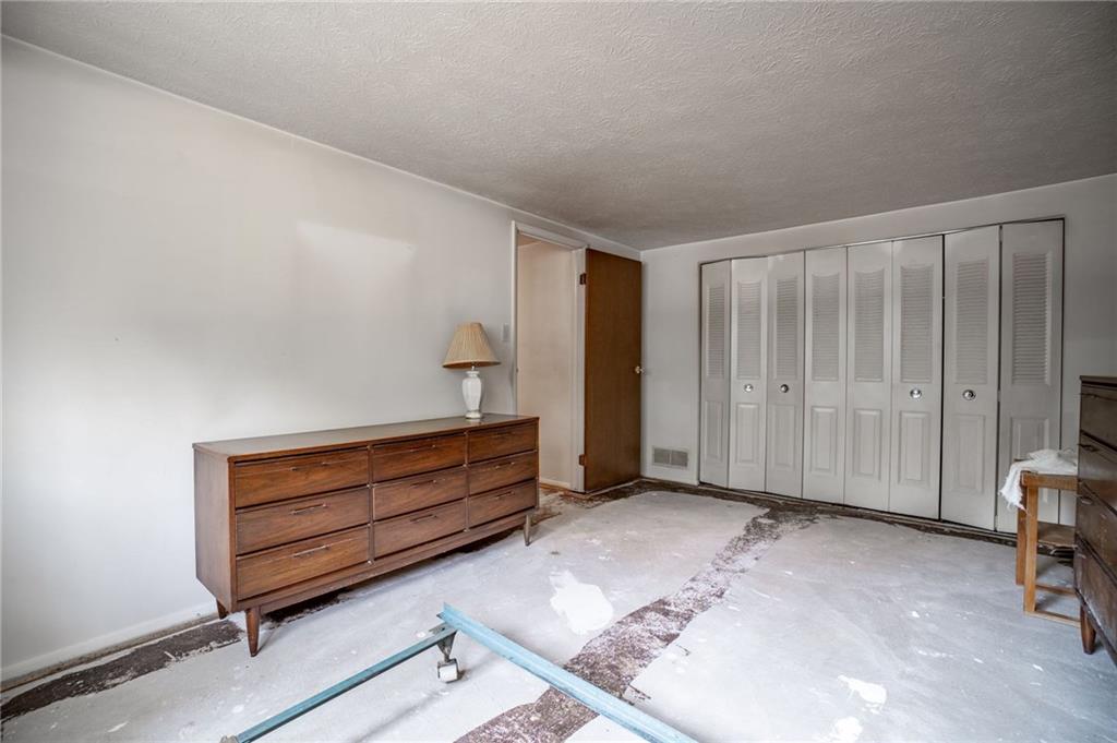 505 Hunters Path Road Bridgeville, PA 15017 - Photo 16 of 22 Gallery Image 16