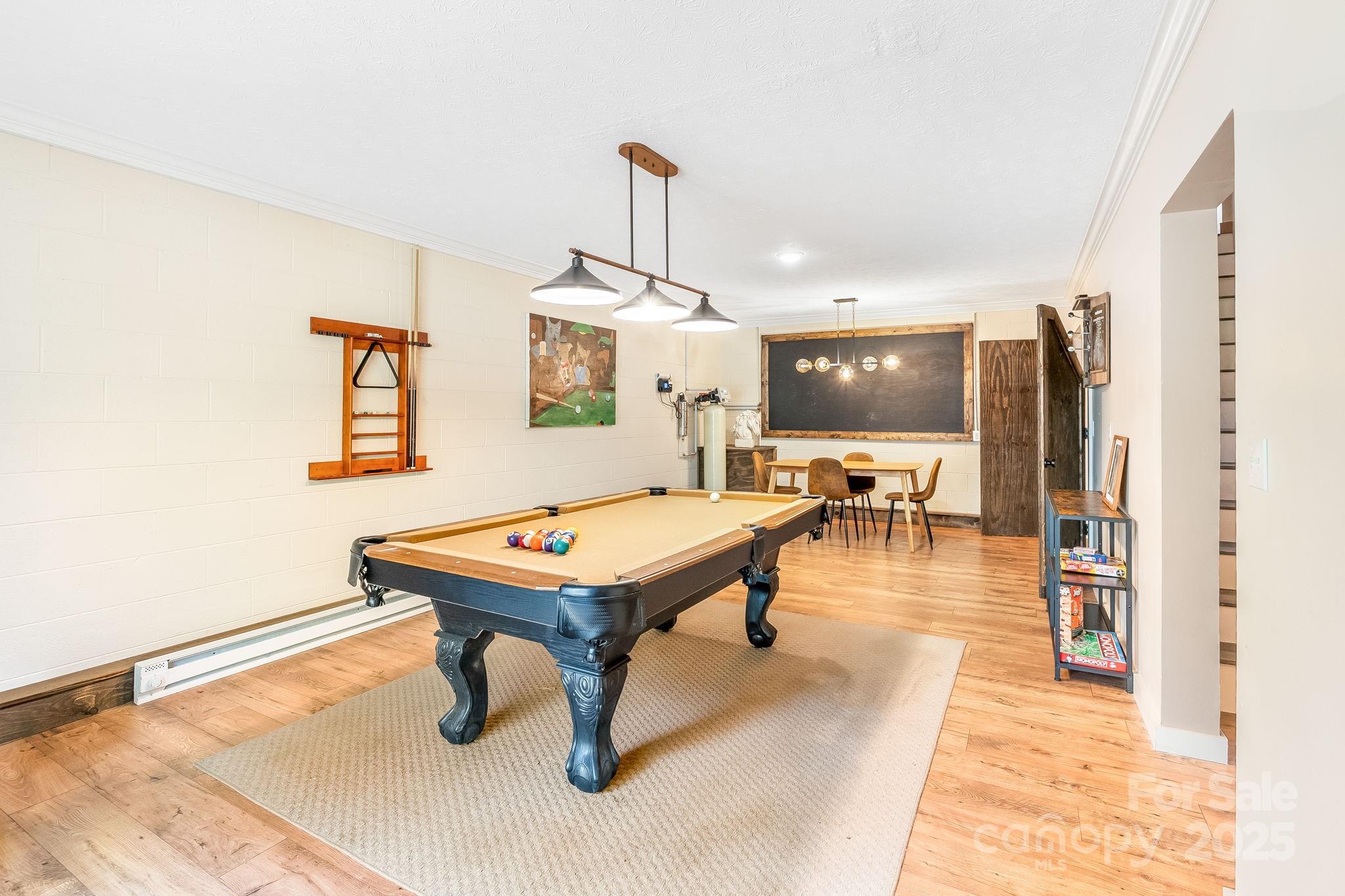 146 Promiseland Road Canton, NC 28716 - Photo 26 of 30 a room with furniture and pool table