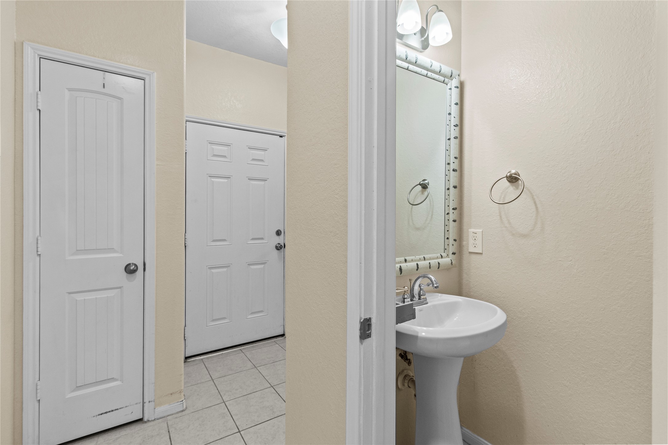 5218 Gulf Stream Lane Bacliff, TX 77518 - Photo 22 of 25