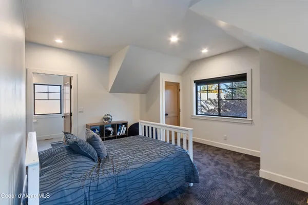 $1,350,000 | 1276 East Hofmeister Court, Hayden Lake, ID 83835