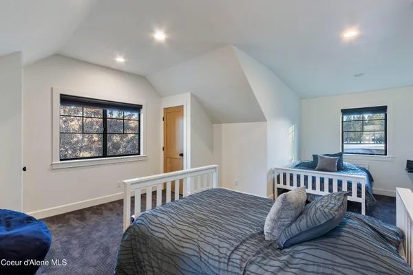 $1,350,000 | 1276 East Hofmeister Court, Hayden Lake, ID 83835