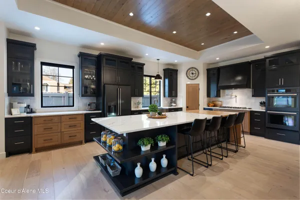 $1,350,000 | 1276 East Hofmeister Court, Hayden Lake, ID 83835