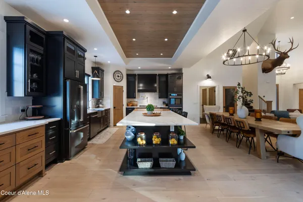 $1,350,000 | 1276 East Hofmeister Court, Hayden Lake, ID 83835