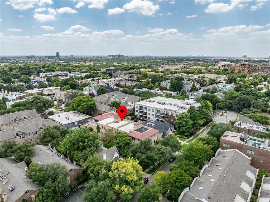 4323 Gilbert Avenue, Unit 4 Dallas, TX 75219 - Photo 38 of 40 an aerial view of residential houses with city view