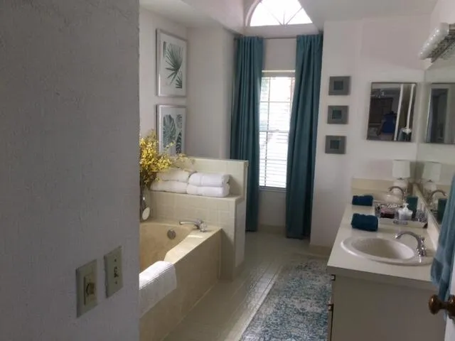 $4,500 | 10758 Cypress Bend Drive, Boca Raton, FL 33498