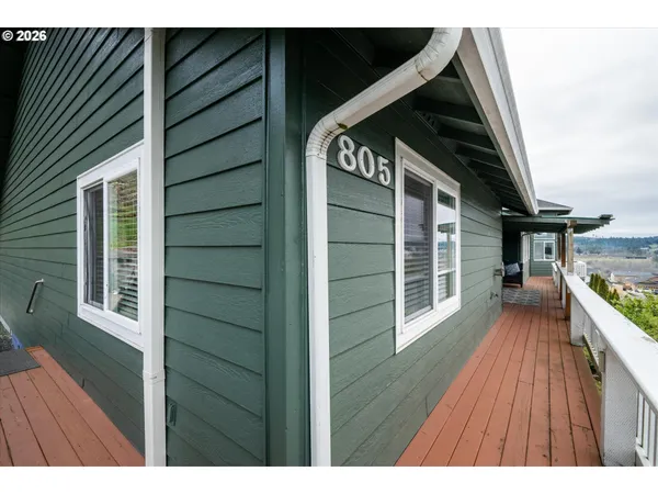 $995,000 | 805 Queens Avenue, Creswell, OR 97426