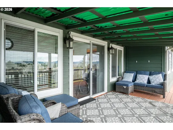 $995,000 | 805 Queens Avenue, Creswell, OR 97426