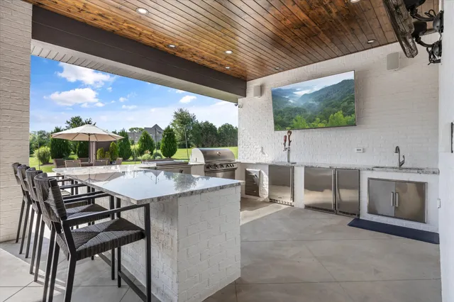 $1,379,900 | 125 Cedar Ridge Lane, Crossville, TN 38555