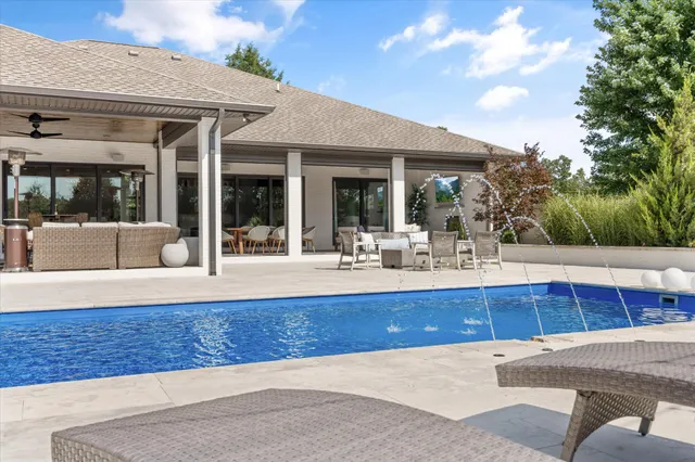 $1,379,900 | 125 Cedar Ridge Lane, Crossville, TN 38555