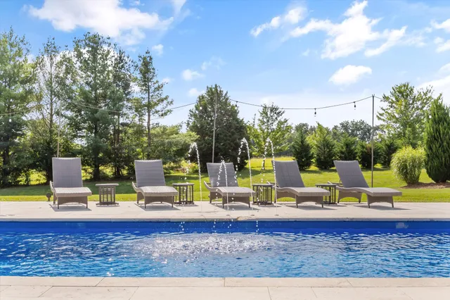 $1,379,900 | 125 Cedar Ridge Lane, Crossville, TN 38555