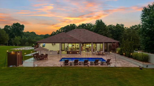 $1,379,900 | 125 Cedar Ridge Lane, Crossville, TN 38555