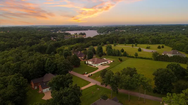 $1,379,900 | 125 Cedar Ridge Lane, Crossville, TN 38555