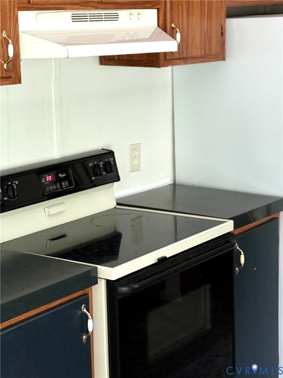 102 Frenchs Store Road Cumberland, VA 23040 - Photo 3 of 13 Kitchen area featuring an electric range with a bl