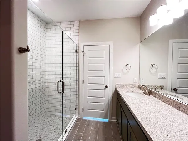 $1,950 | 829 South Templo Dorado Street, Mission, TX 78572