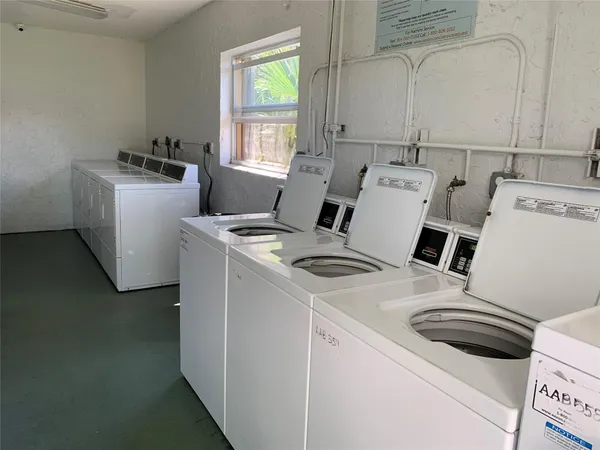 $1,350 | 5168 Northeast 6th Avenue, Unit 429, Fort Lauderdale, FL 33334