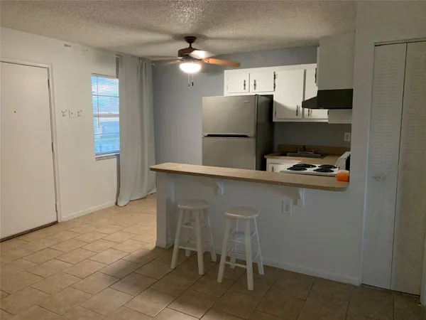 $1,350 | 5168 Northeast 6th Avenue, Unit 429, Fort Lauderdale, FL 33334