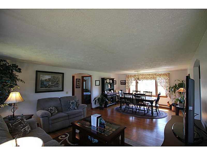 146 Capen Road Gardiner, ME 04345 - Photo 20 of 26 Living Room.
