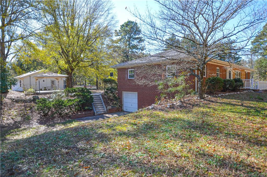 3114 Heglar Road Concord, NC 28025 - Photo 3 of 43 Gallery Image 3