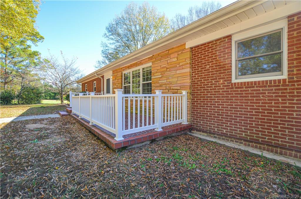 3114 Heglar Road Concord, NC 28025 - Photo 4 of 43 Gallery Image 4
