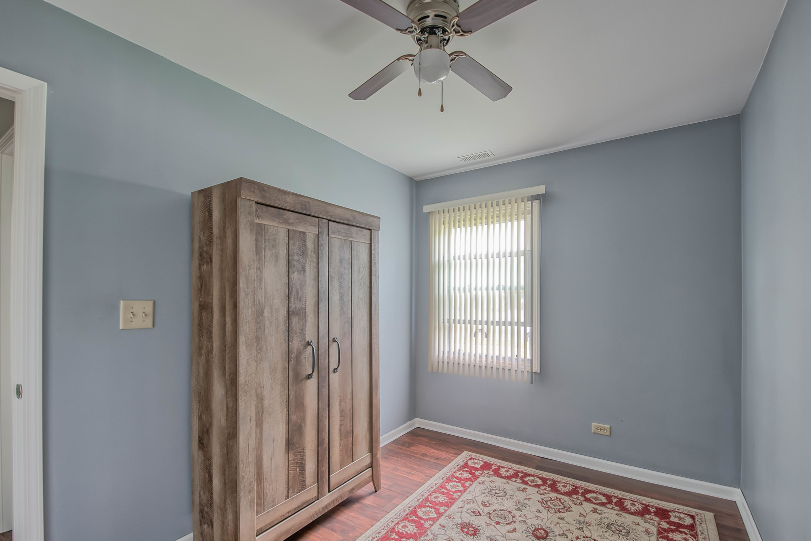 305 Ridge Circle Streamwood, IL 60107 - Photo 12 of 19