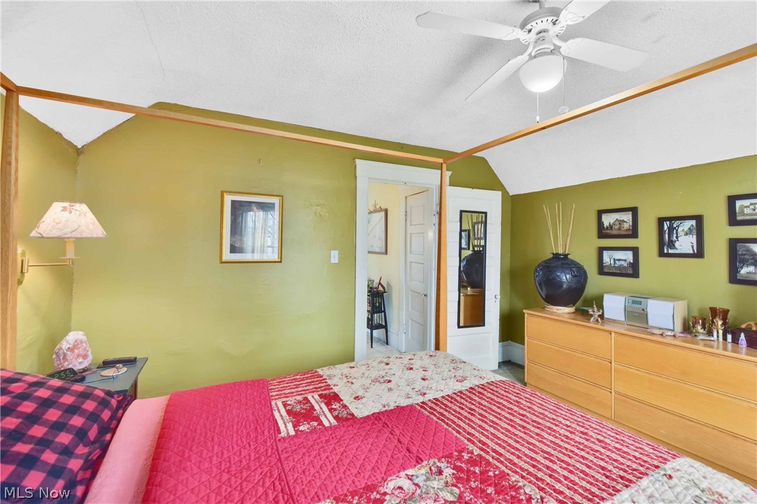 11940 Triskett Road Cleveland, OH 44111 - Photo 28 of 34 Gallery Image 28