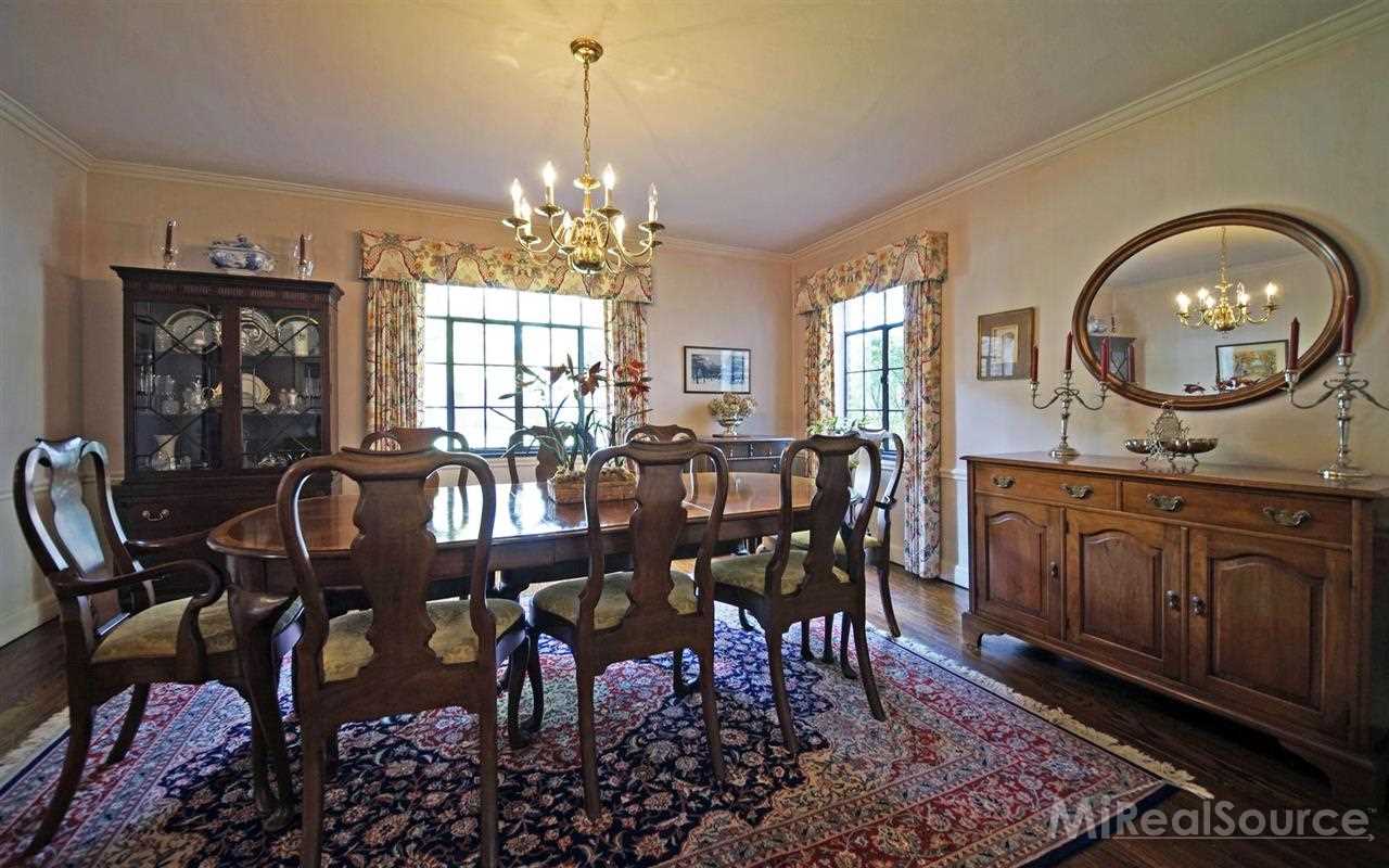 126 Moran Road Grosse Pointe Farms, MI 48236 - Photo 6 of 29
