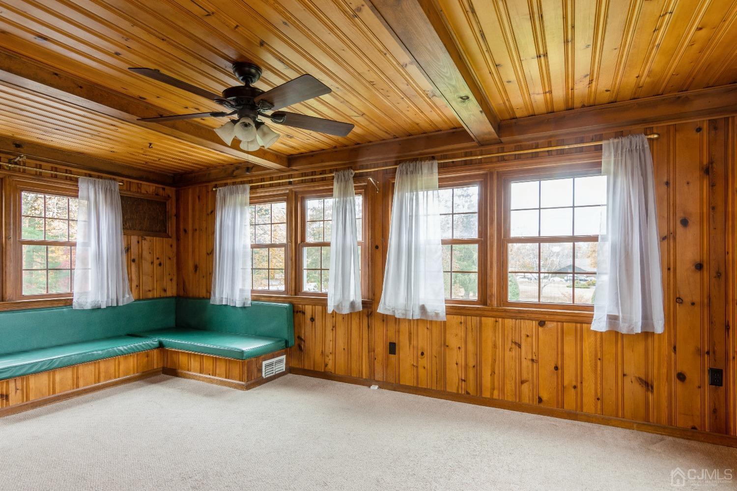 168 Dunhams Corner Road East Brunswick, NJ 08816 - Photo 15 of 30 Natural sunlight streaming into the spacious family room!
