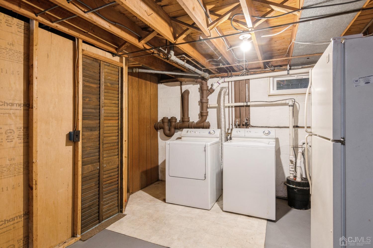 168 Dunhams Corner Road East Brunswick, NJ 08816 - Photo 27 of 30 Laundry room in basement