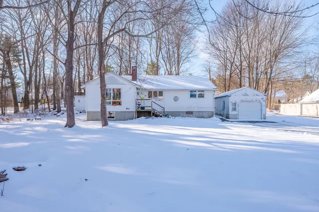 $475,000 | 2 Wainwright Avenue, Kittery, ME 03904