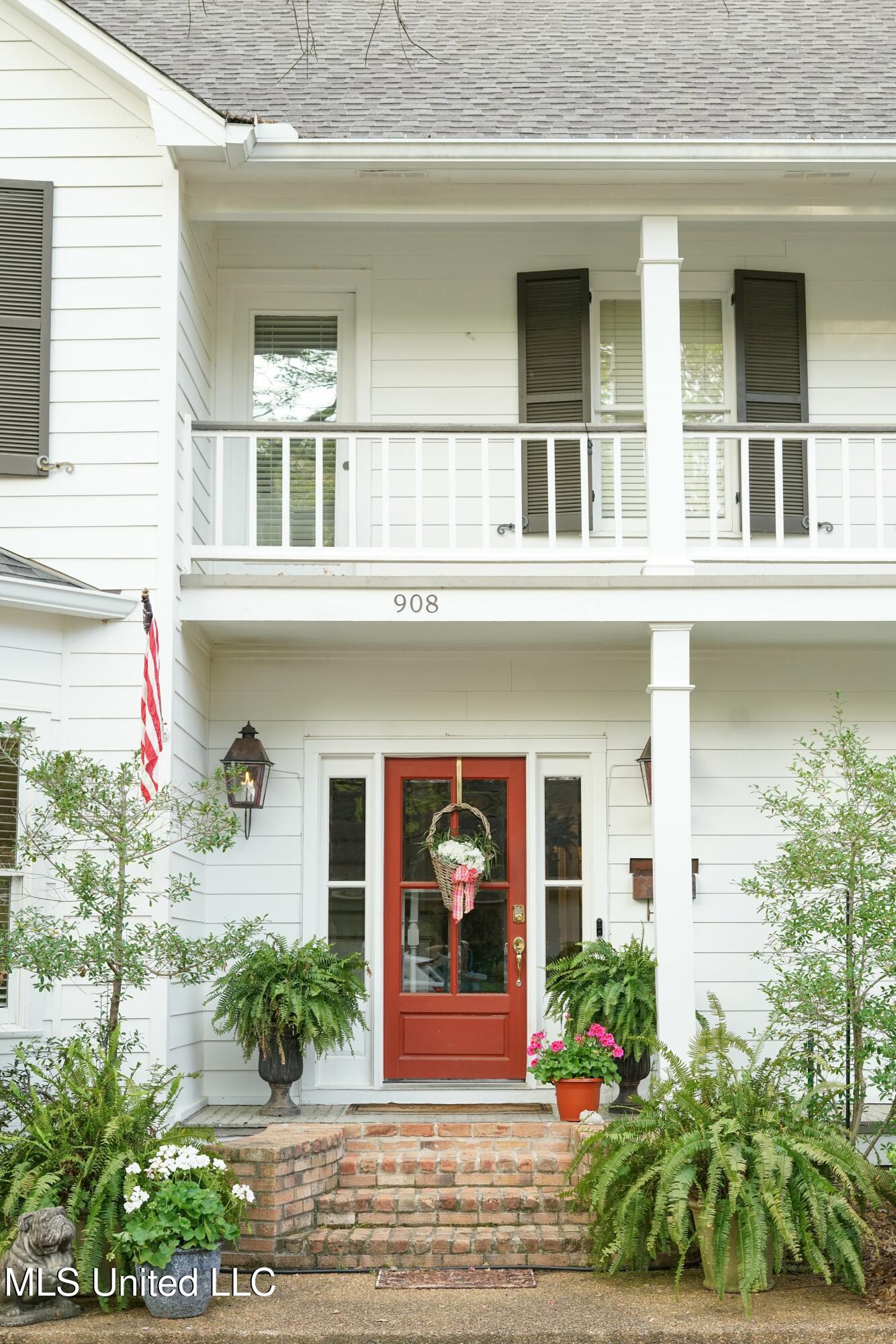 908 Newland Street Jackson, MS 39211 - Photo 4 of 53 tempImageX6yf9P