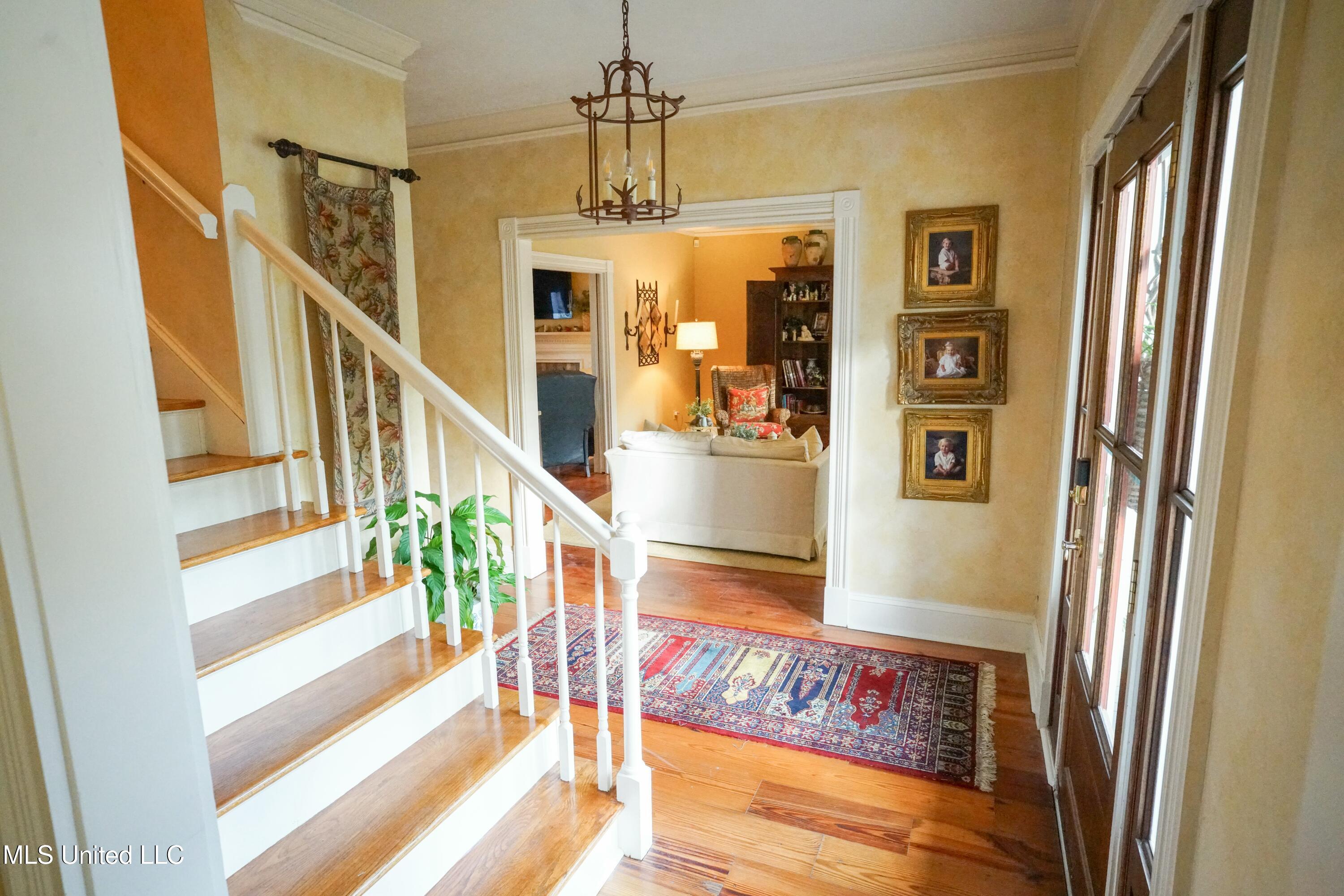 908 Newland Street Jackson, MS 39211 - Photo 6 of 53 tempImageCPu9GG