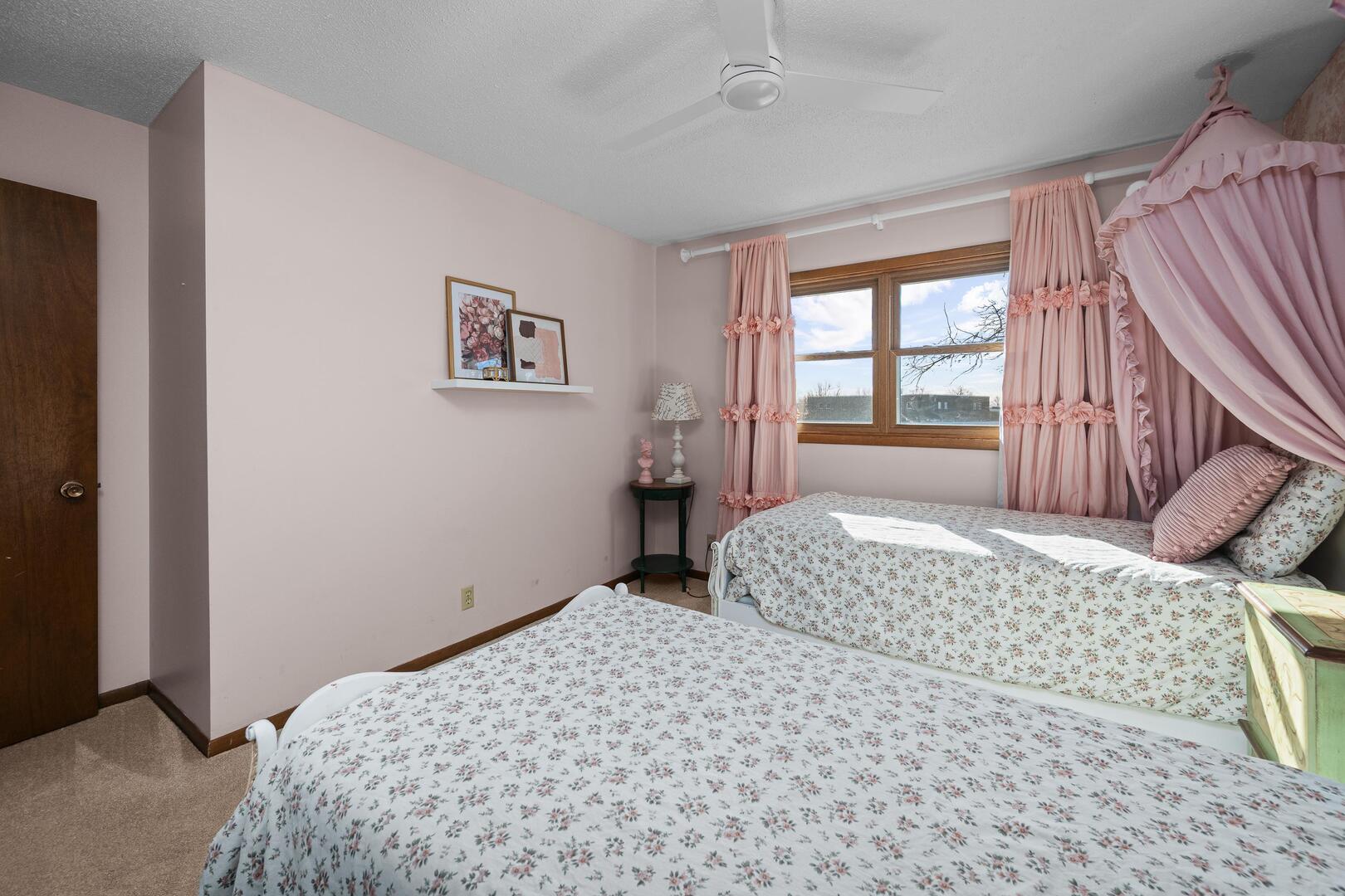 1037 Brookview Drive Dewitt, IA 52742 - Photo 22 of 34