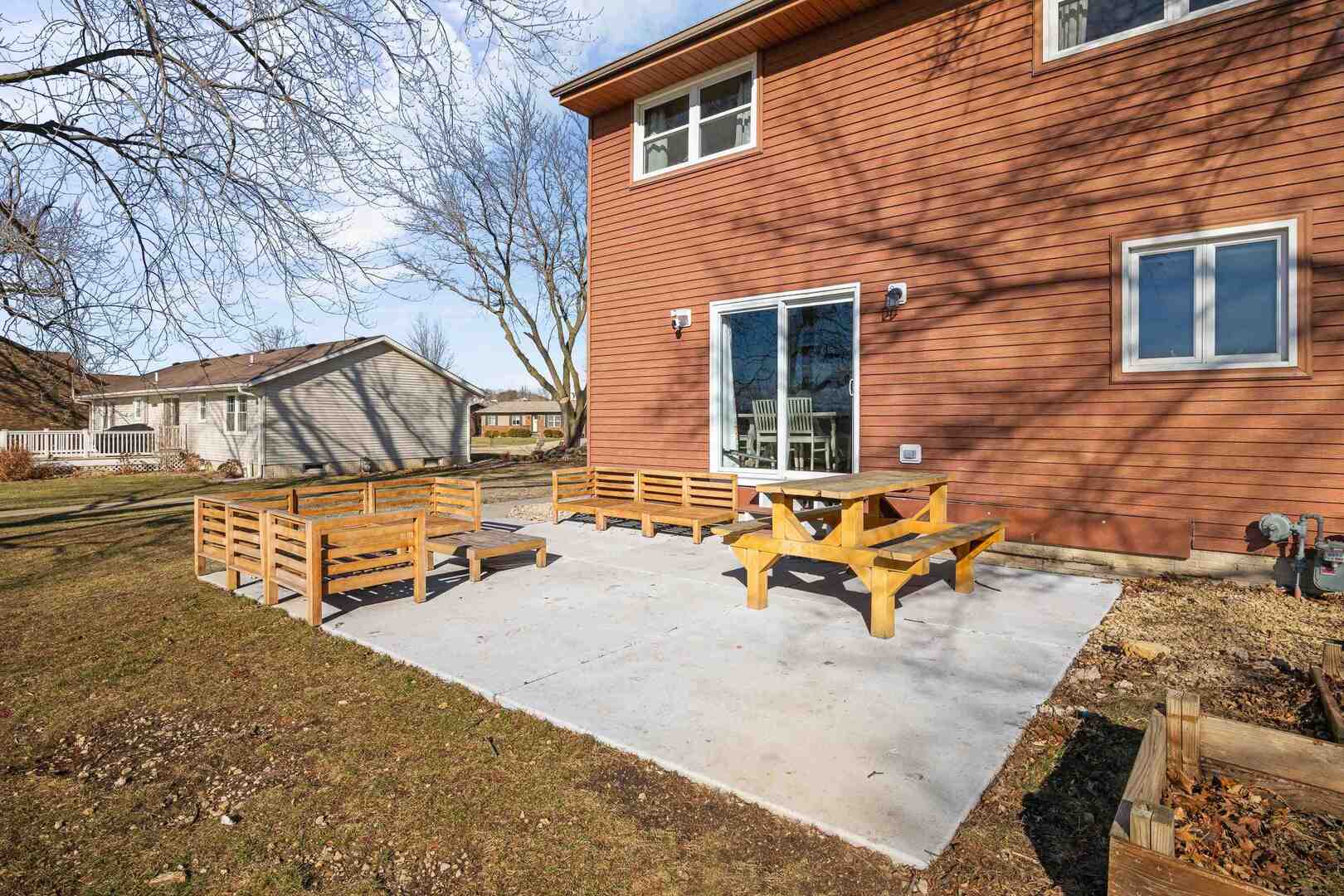 1037 Brookview Drive Dewitt, IA 52742 - Photo 31 of 34