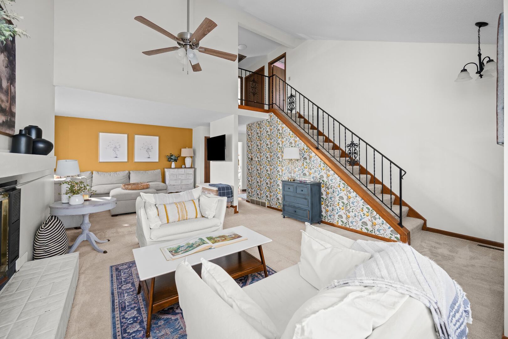 1037 Brookview Drive Dewitt, IA 52742 - Photo 4 of 34