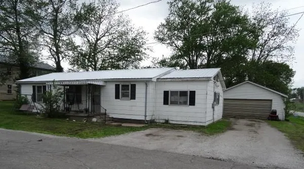 $189,000 | 510 North West Street, Butler, MO 64730