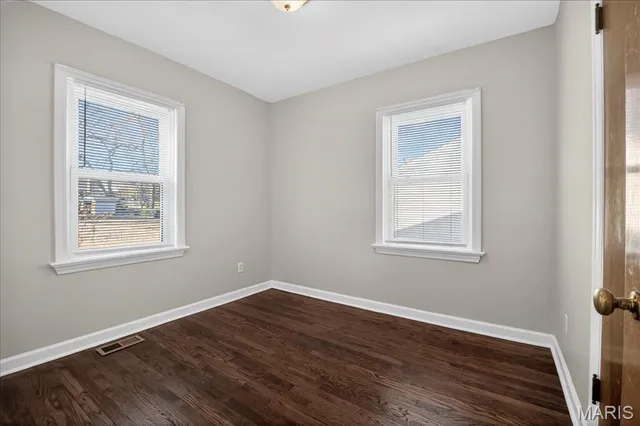 $144,900 | 1415 Gahan Drive, Florissant, MO 63031