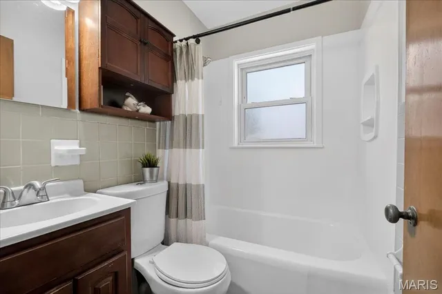 $144,900 | 1415 Gahan Drive, Florissant, MO 63031