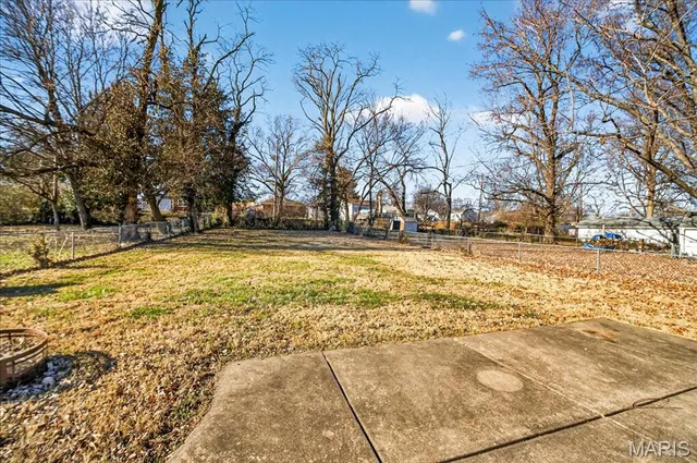 $144,900 | 1415 Gahan Drive, Florissant, MO 63031