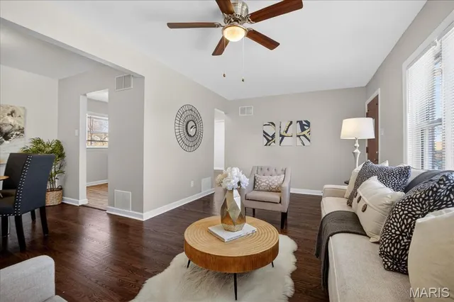 $144,900 | 1415 Gahan Drive, Florissant, MO 63031