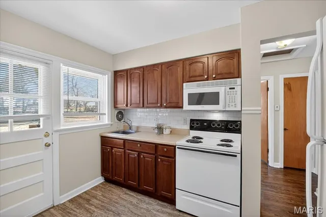 $144,900 | 1415 Gahan Drive, Florissant, MO 63031