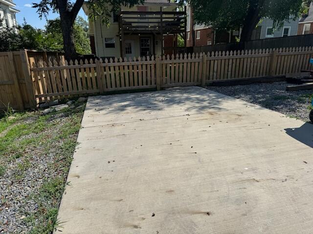 1925 Denniston Avenue Southwest Roanoke, VA 24015 - Photo 7 of 19 a view of a wrought fence